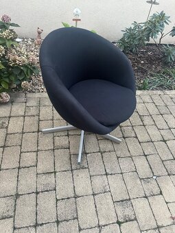 IKEA Skruvsta otočné křeslo černé - 2
