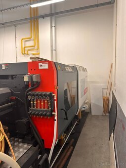 Vstřikovací lis na plasty BOLE IMM BLEKS230/C860 Nový - 2