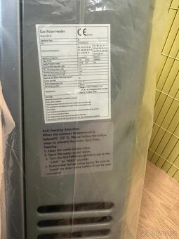 Ohřívač vody – průtokový plynový 8L LPG, nový, jen rozbalený - 2