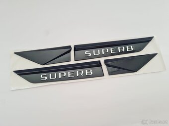 ČIERNE Nápisy s chrómovymi pismenami pre ŠKODA Modely - 2