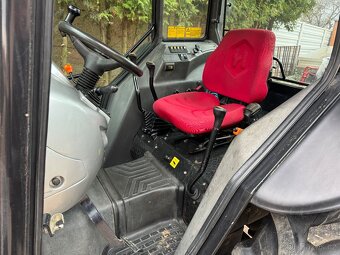 Predám traktor Hattat c3065 s pluhom Kverneland MZ - 2