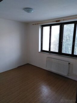 Pronájem bytu 2+1 80 m² - 2