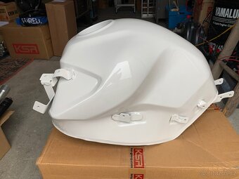 Benelli BN600-originální nádrž - 2