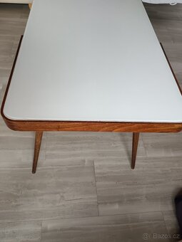 Konferenční stolek Jiroutek - 2