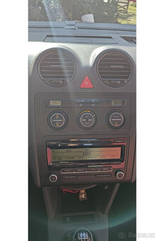 Volkswagen Caddy Life 1.6 75 kW KLIMA - 2