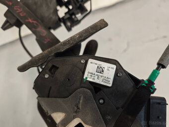 Zámek levých předních dveří Ford Kuga MK2 facelift - 2