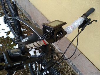 ELEKTROKOLO 27,5\" KARBON - 2