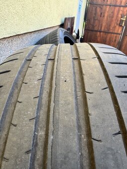 Letní pěnu Pireli P zero - 2