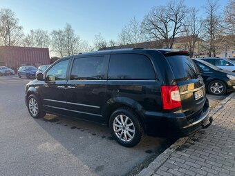 Lancia Voyager 2.8 nafta, 7 mist - 2