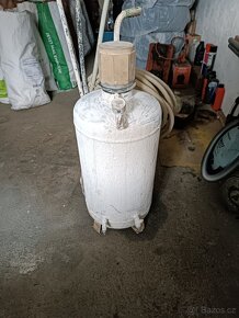 Postřikovač na vápnění ZPU Hydro-Vacuum Kerbl ZP39LC - 2