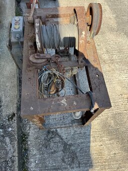ELEKTRICKÝ VRÁTEK - 2