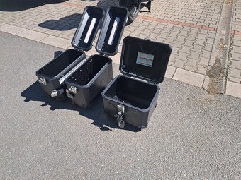 3 x kufr SW-motech - 2