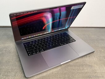 MacBook Pro 16'' 2021 / M1 Pro / 16GB / 512GB SSD - DPH - 2