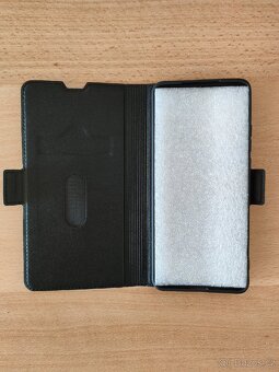 Pouzdro Motorola EDGE 40 NEO černé - 2
