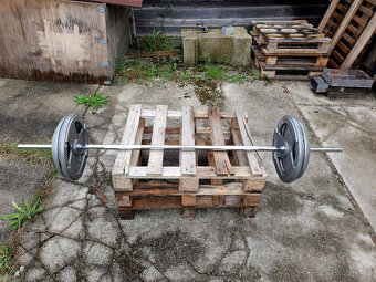 BENCH činka 70kg za 4400,- - 2