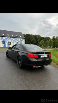 BMW 7 F01 F02 - 2