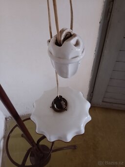 Starožitný lustr - 2
