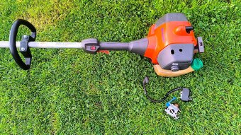 Křovinořez, vyžínač Husqvarna - 2