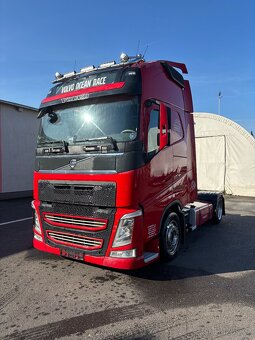 Volvo FH 500 Mega - 2
