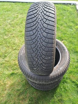 Zimní pneu 4ks - Goodyear UltraGrip R16 - 2