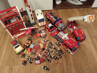 Playmobil hasičská stanice, hasiči a záchranáři - 2