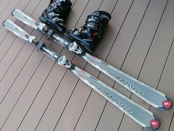 Prodám lyžařský set.Lyže velikost 159cm.Boty EU44. - 2