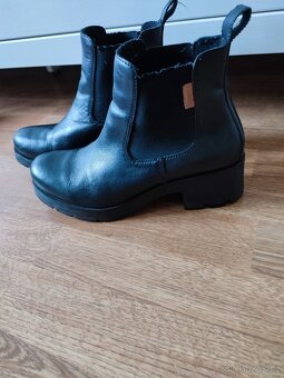 Dámské kožené kotníkové boty - 2