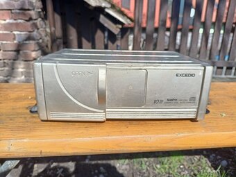 CD Changer Sanyo - 2