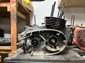 polo-motor JAWA 250/353 - 2