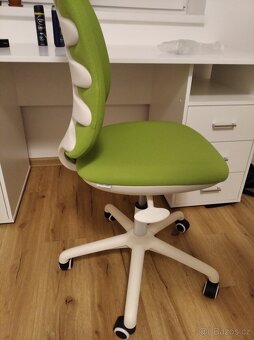 dětská otočná židle - 2