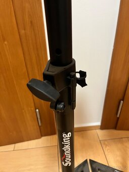 Stojany na monitory Soundking/Nowsonic - 2