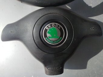 Tří ramenný volant Š Fabia1 - 2