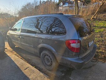Chrysler grand Voyager - 2