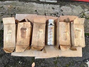 Liaz vložky s pístem - 2