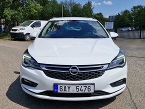 Opel Astra 1.4T SPORTS TOURER + 1.MAJITEL rok 2018 - 2