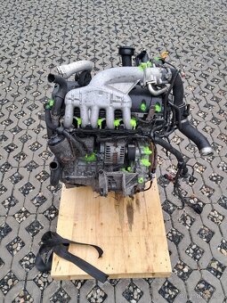 Motor 2,5 tdi 128kw typ BPC kompletní top - 2