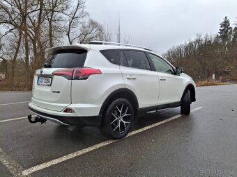 Toyota RAV4 2.0D4D 2WD - 2