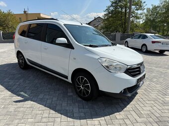 Dacia Lodgy 1.6 MPI 61kW Navigace a parkovací kamera - 2