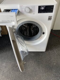 Pračka LG 10 kg - 2