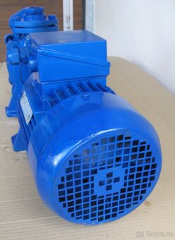 čerpadlo 32 SVA s motorem - 2