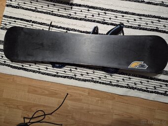 Snowboard F2 Shorty 124 cm + Burton vázání + boty vel. 39t - 2