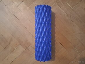 Masážní válec roller Fitforce - 2