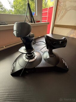 THRUSTMASTER T.Flight Hotas One - 2