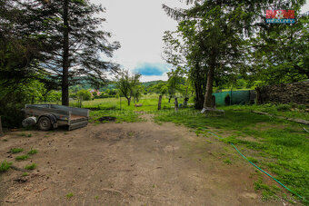 Prodej rodinného domu 7+1, 1325 m2, Janov - 2
