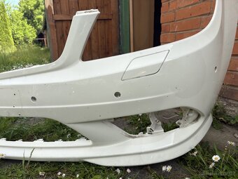 Mercedes Benz W204 nárazník amg style - 2
