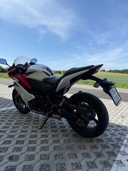 Honda cbr 600f 75kw 2013 odpočet DPH původ ČR - 2