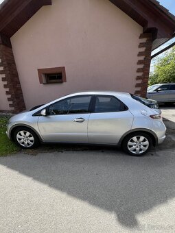 Honda Civic 1.8 i-vtec - 2