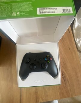 Prodám Xbox Series X - 2
