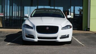 Jaguar XJ R-Sport 3.0 AWD – luxusní sedan, málo najeto, 2019 - 2