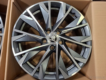 Nové orig. alu disky Škoda Karoq 7,0x18 5x112 ET45 HYDRUS - 2